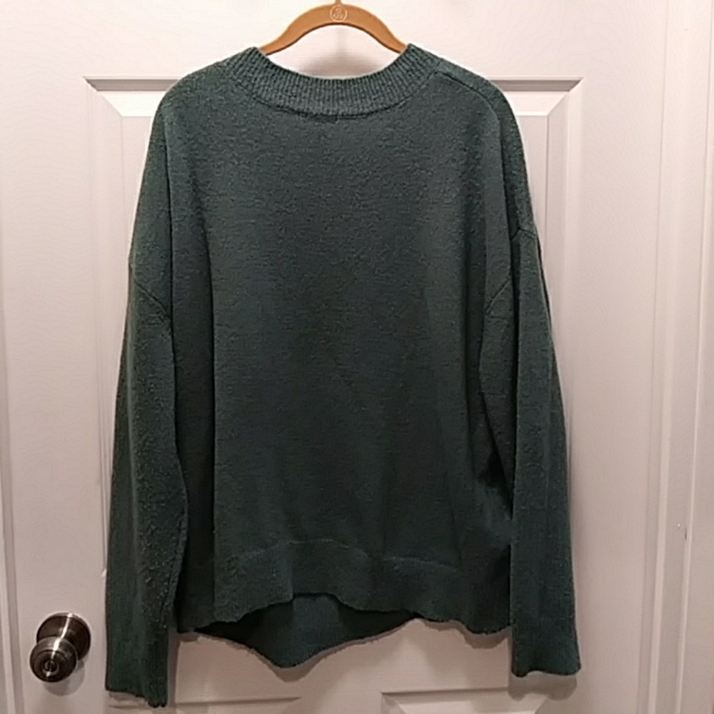 Sweater - Picture 3 of 4